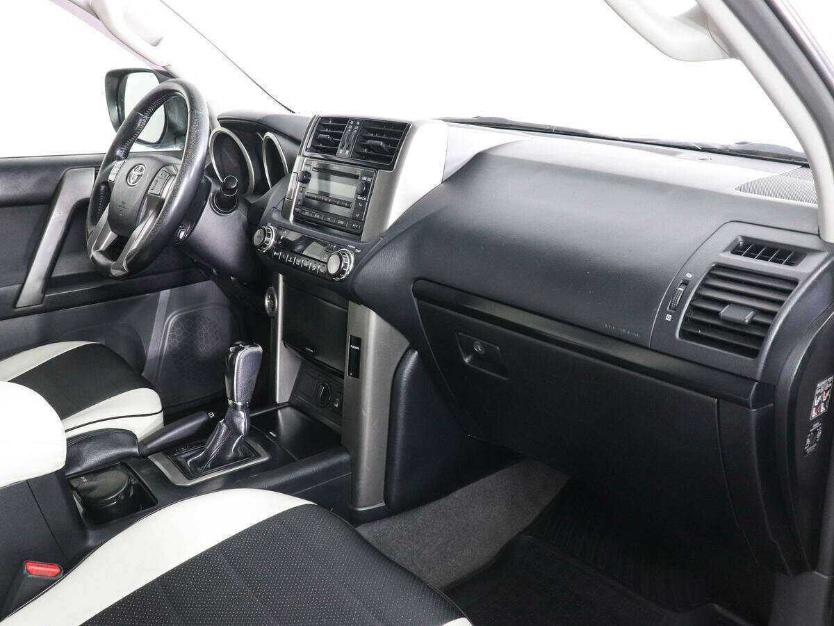 Toyota Land Cruiser Prado, 2013 Фото №9