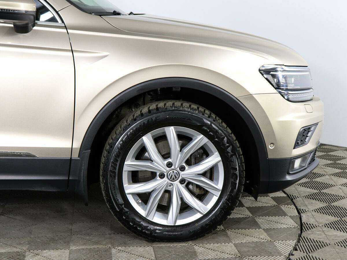 Volkswagen Tiguan, 2018 Фото №13