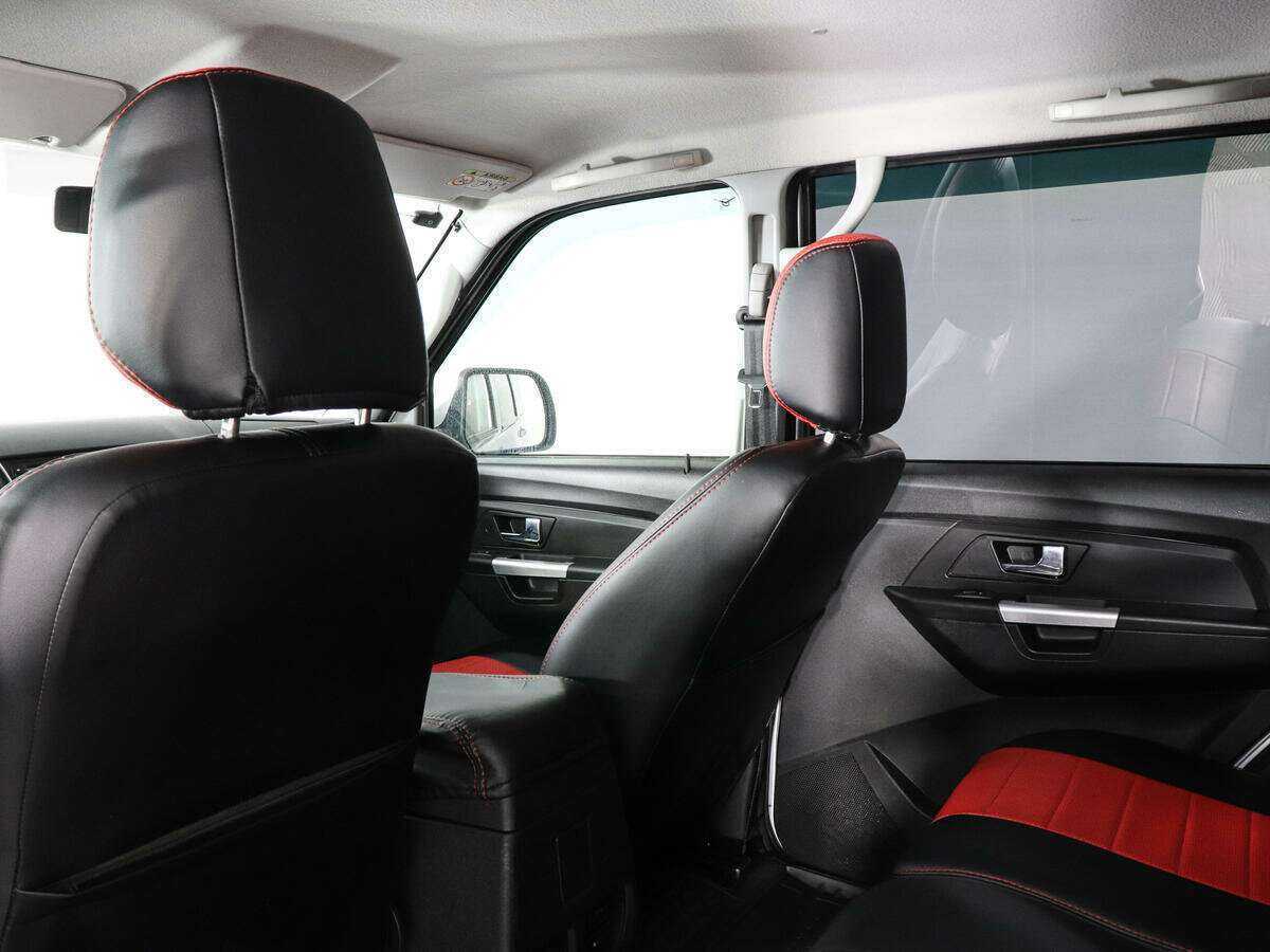 УАЗ Patriot, 2018 Фото №11