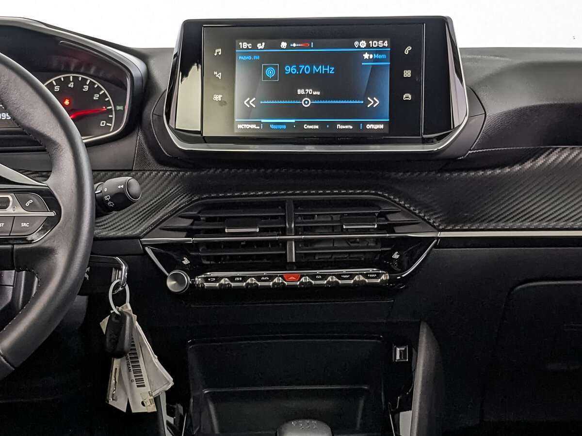 Peugeot 2008, 2021 Фото №13