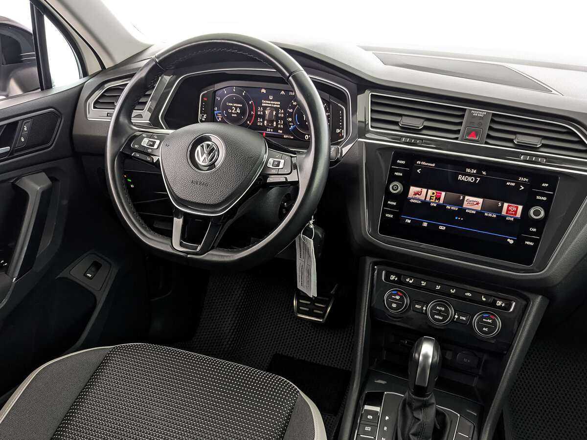 Volkswagen Tiguan, 2020 Фото №21