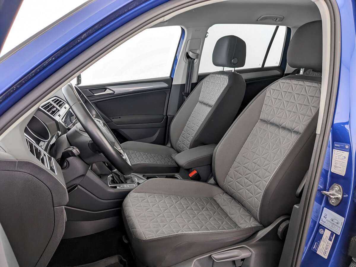 Volkswagen Tiguan, 2020 Фото №17