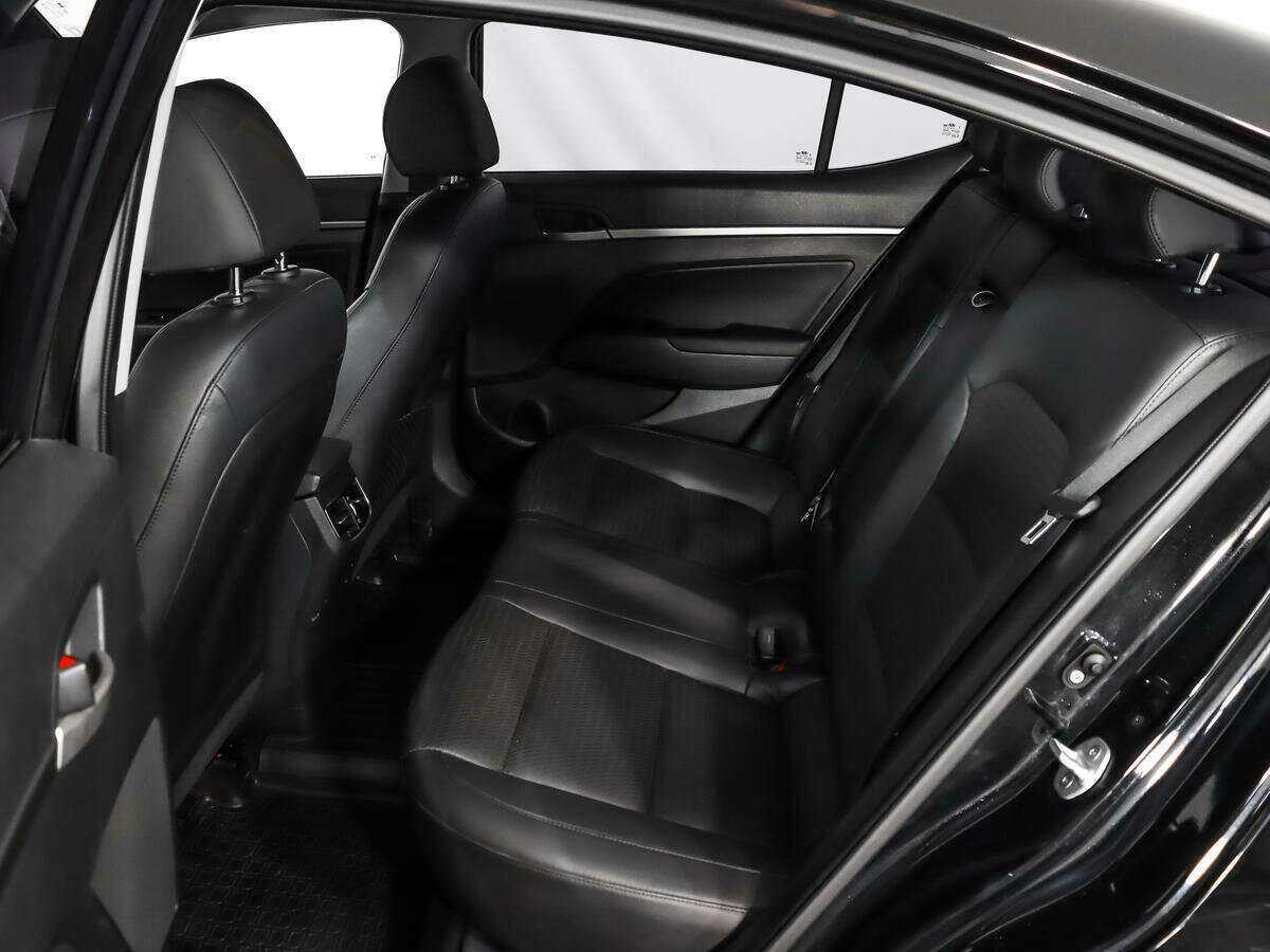 Hyundai Elantra, 2017 Фото №10