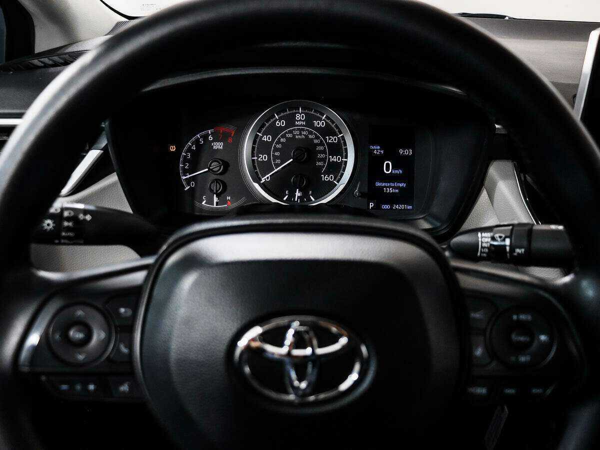 Toyota Corolla, 2021 Фото №16