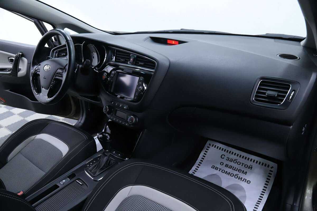 Kia Ceed, 2015 Фото №16