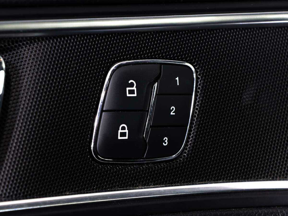 Ford Explorer, 2018 Фото №14