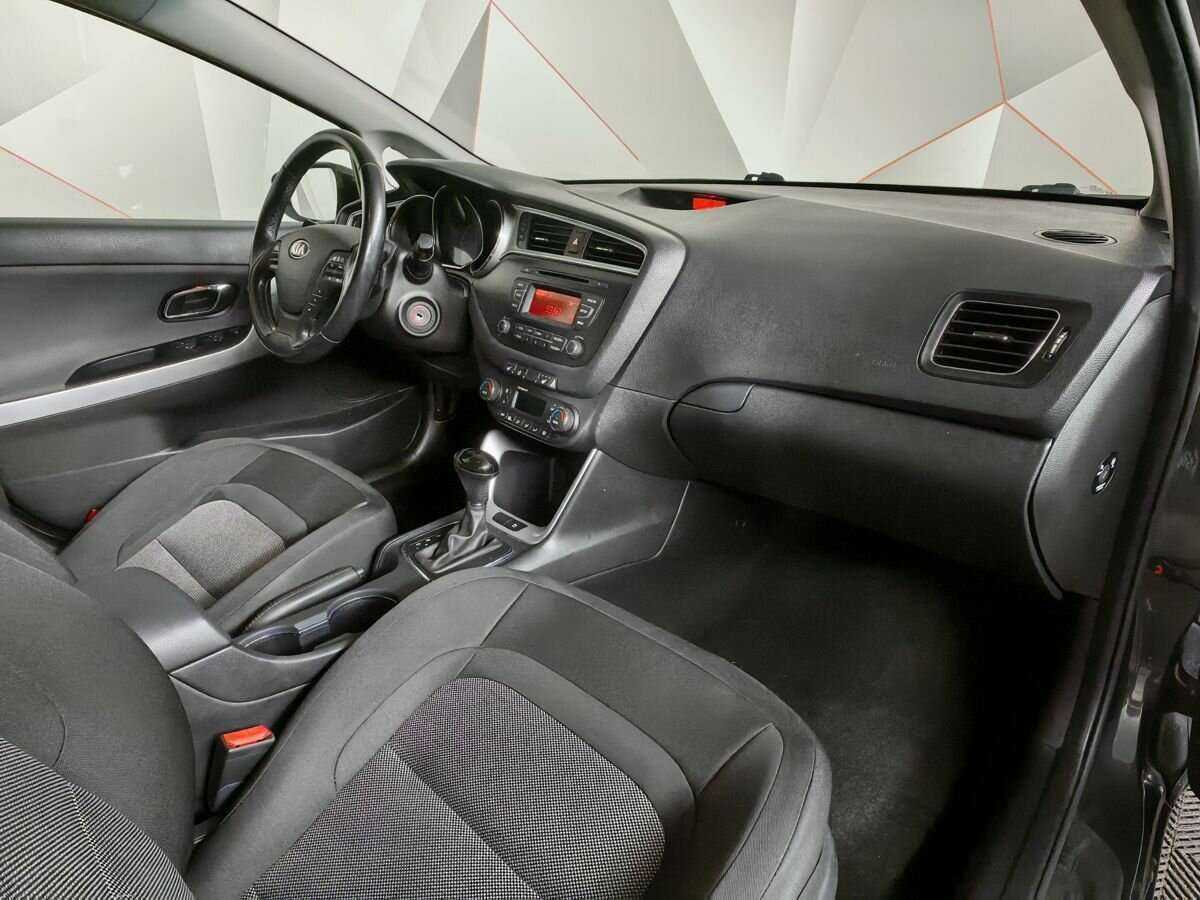Kia Ceed, 2017 Фото №9