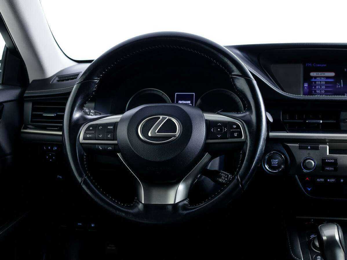 Lexus ES 200, 2017 Фото №24