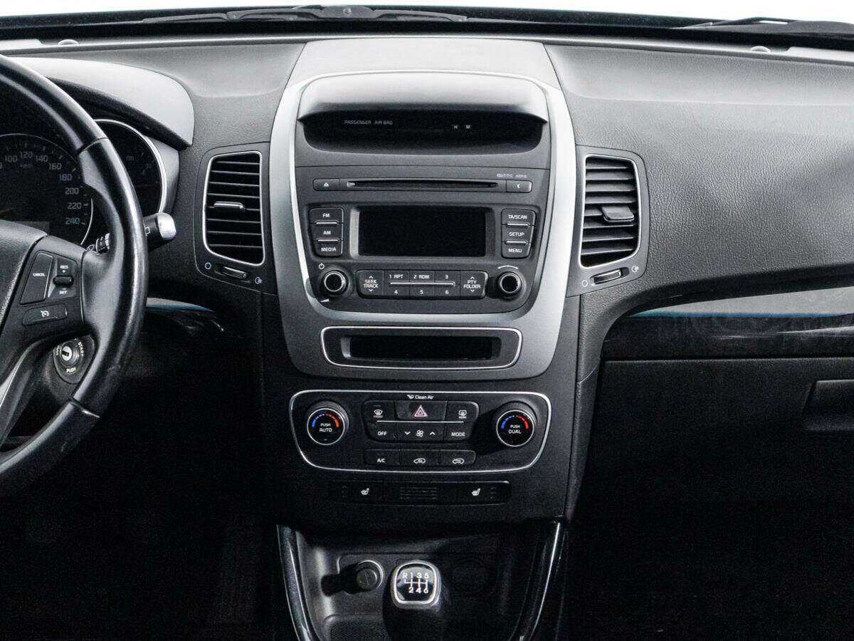 Kia Sorento, 2015 Фото №14