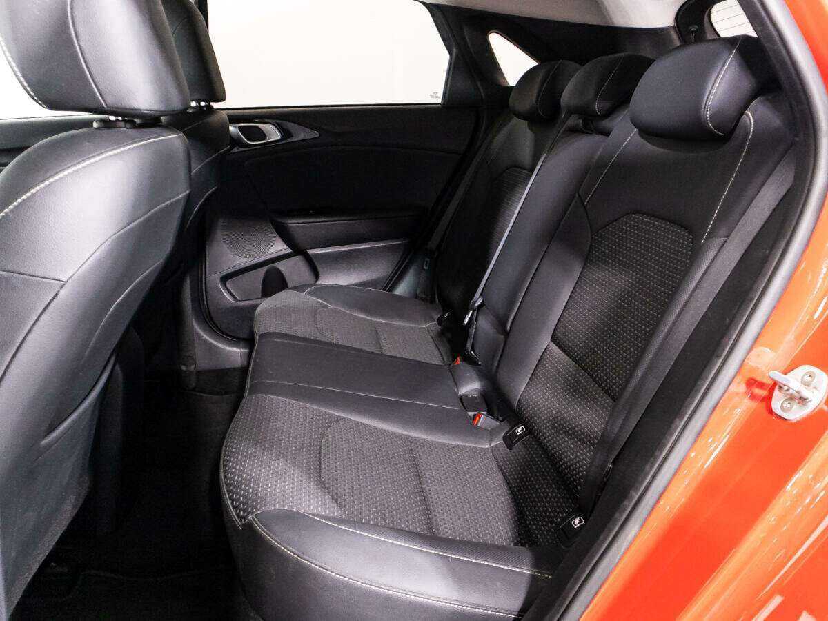 Kia Ceed, 2019 Фото №10