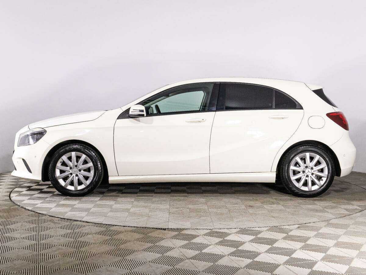 Mercedes-Benz A-Класс 180, 2016 - 84 242 км. | Фото №8