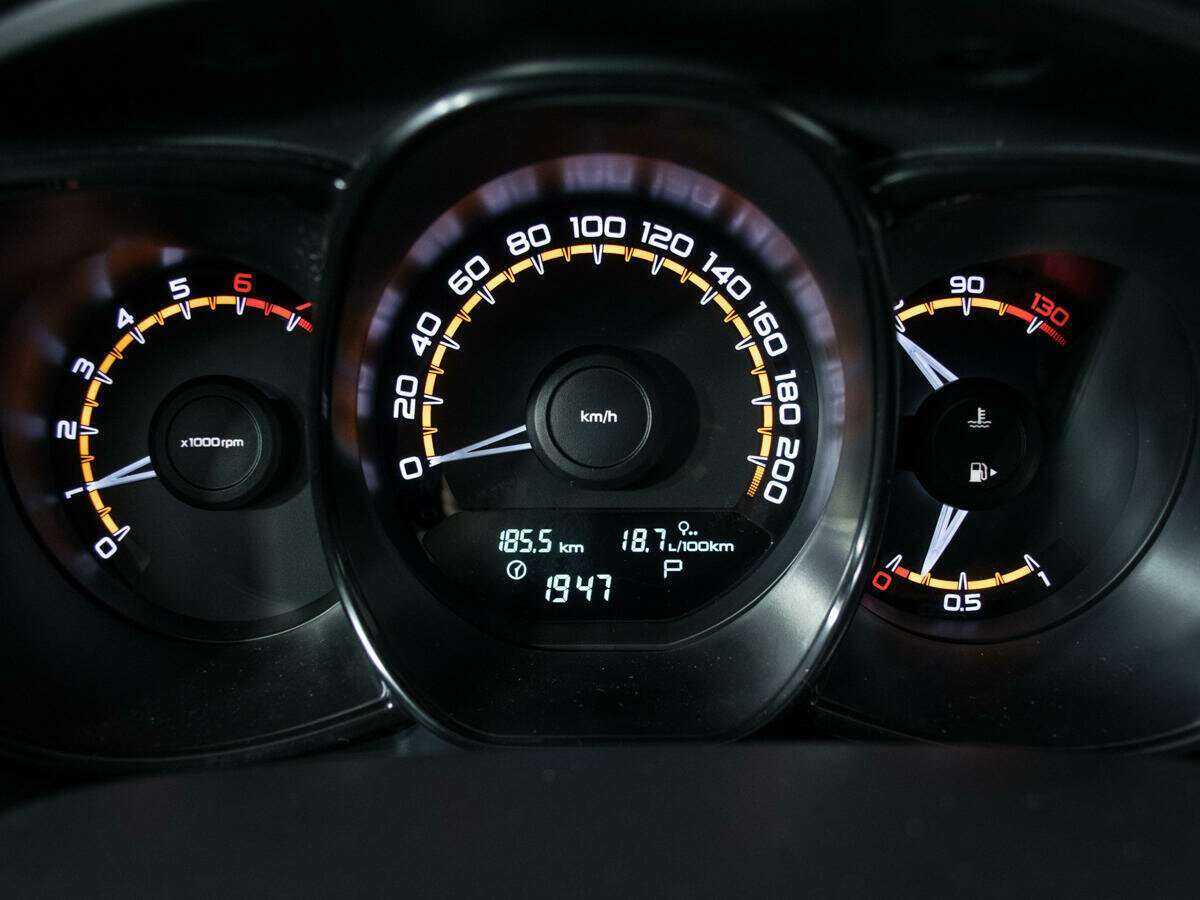 Lada (ВАЗ) Vesta SW, 2021 Фото №11