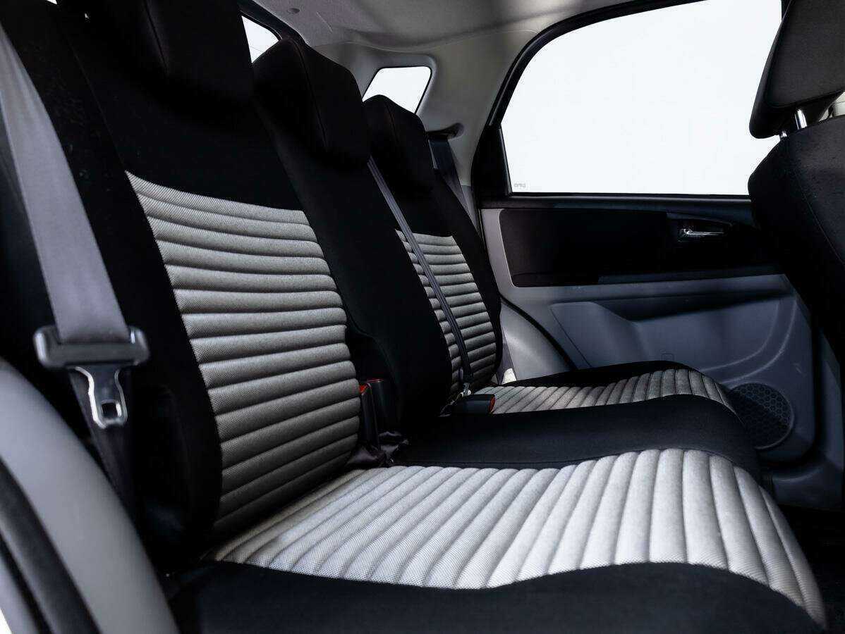 Suzuki SX4, 2012 Фото №11