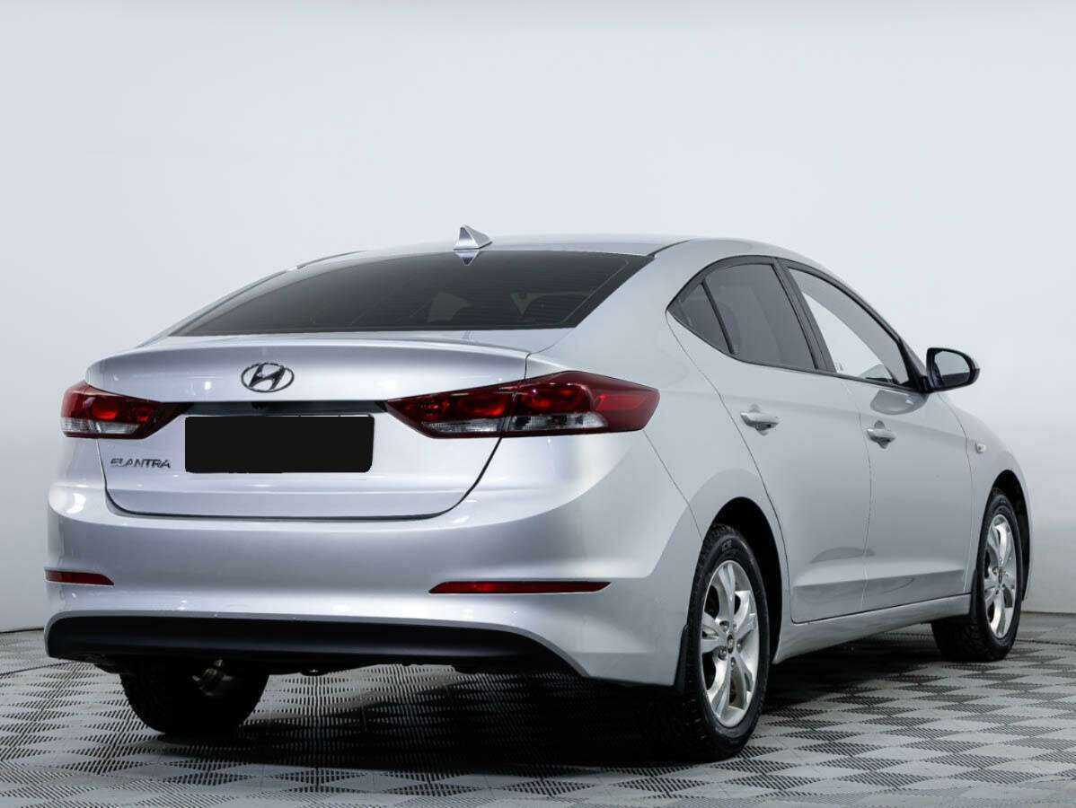 Hyundai Elantra, 2018 Фото №4