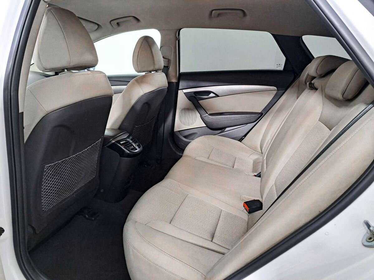 Hyundai i40, 2015 Фото №10