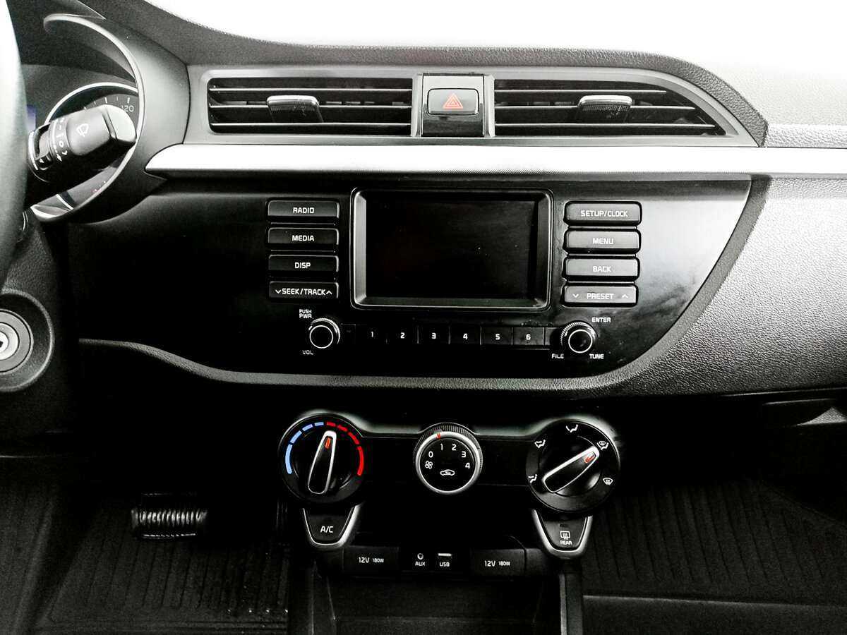 Kia Rio, 2020 Фото №13