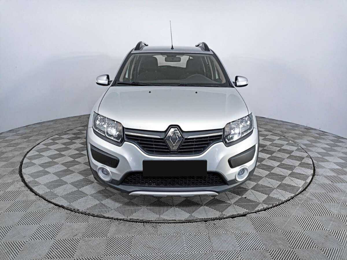Renault Sandero Stepway, 2017 - 82 437 км. | Фото №2