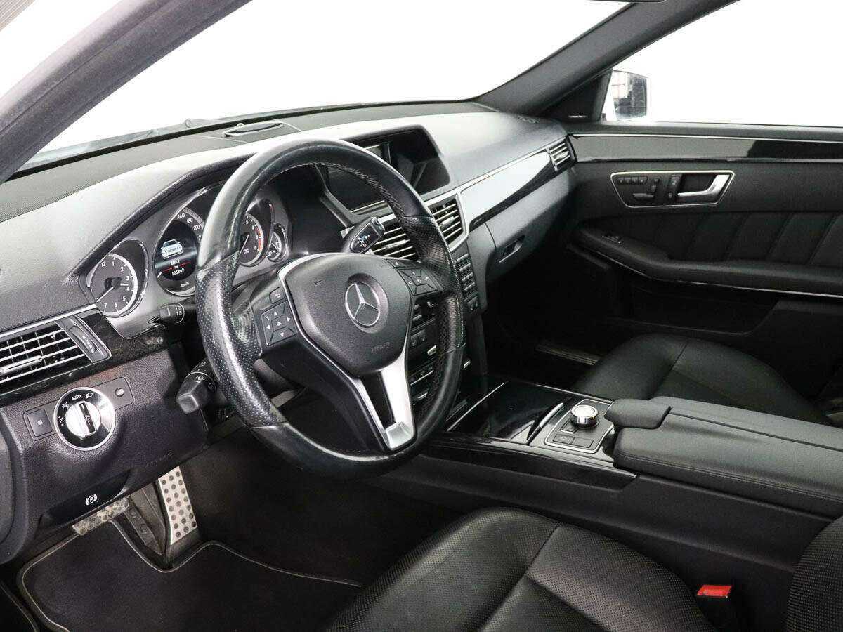Mercedes-Benz E-Класс 350, 2012 Фото №8