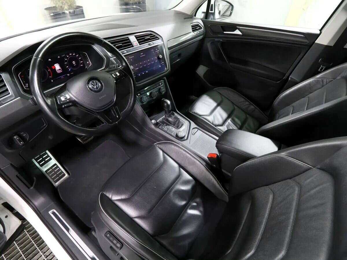 Volkswagen Tiguan, 2020 Фото №10