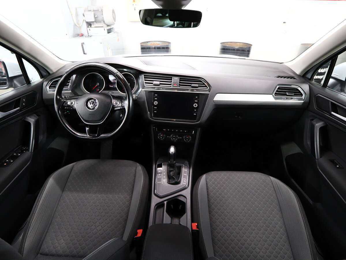 Volkswagen Tiguan, 2019 Фото №15