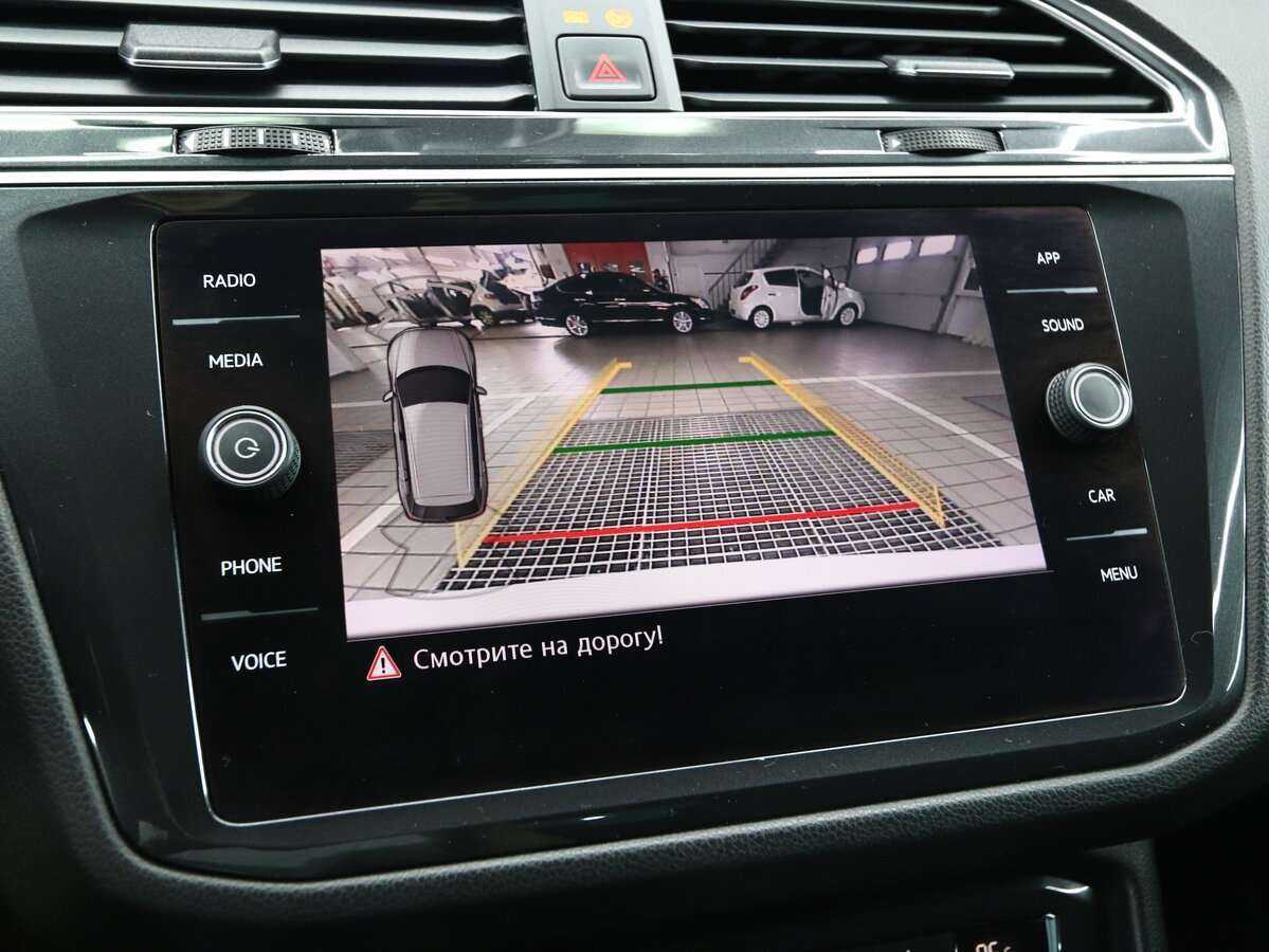 Volkswagen Tiguan, 2019 Фото №18