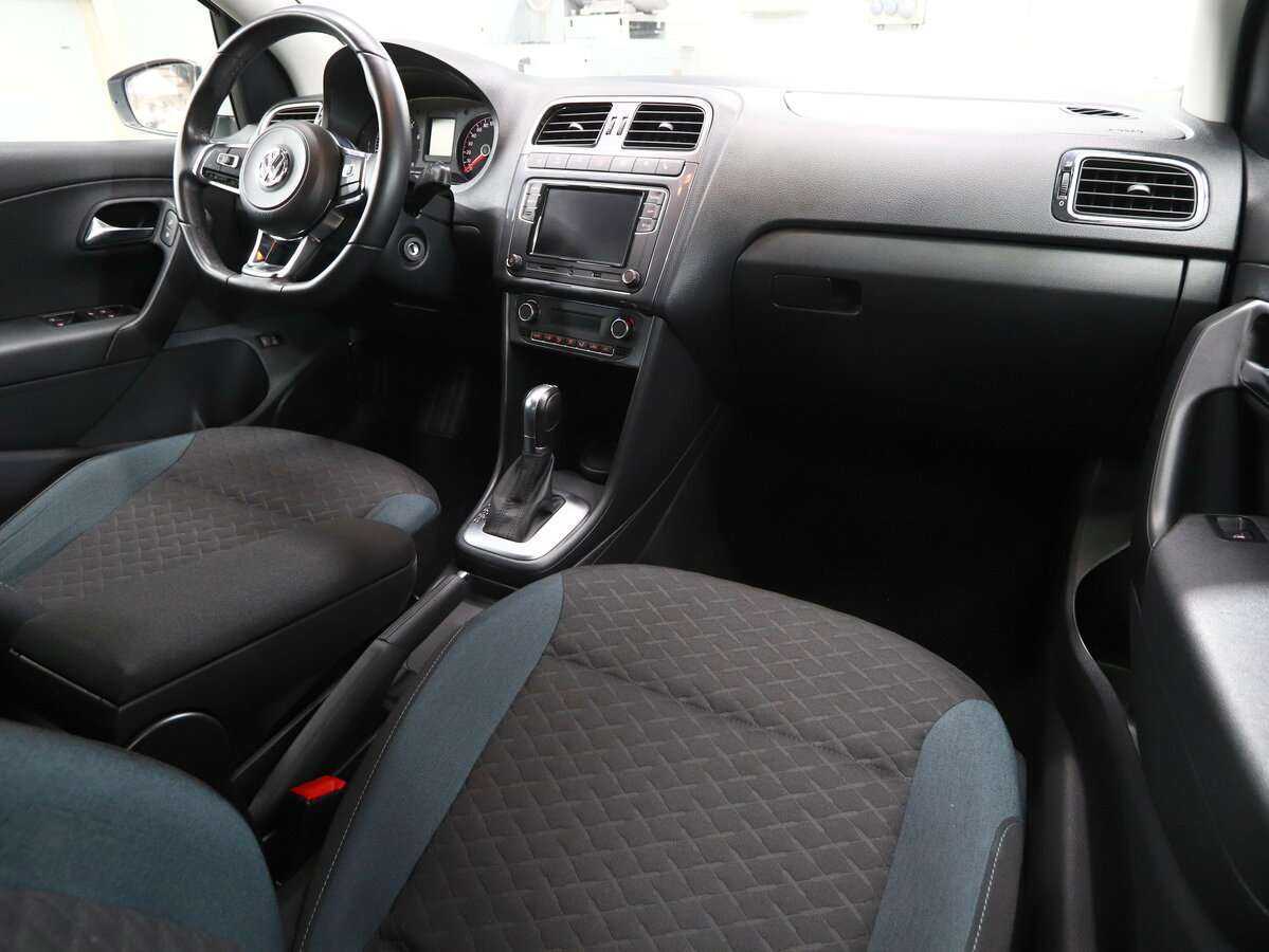 Volkswagen Polo, 2019 Фото №14