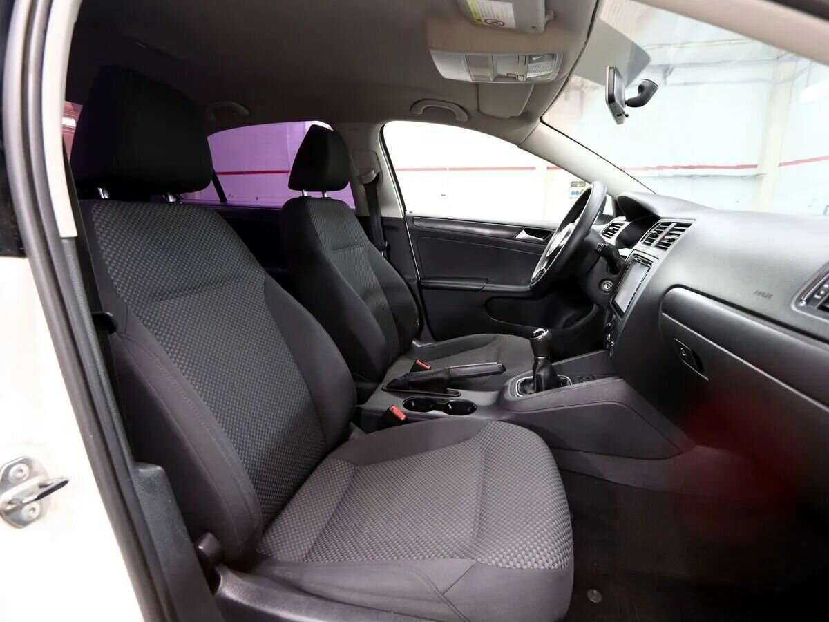 Volkswagen Jetta, 2013 - 180 000 км. | Фото №7
