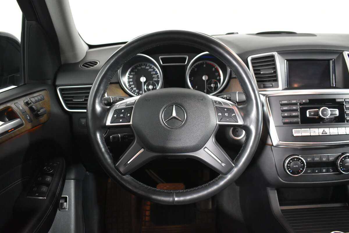 Mercedes-Benz M-Класс 350 CDI, 2013 Фото №15