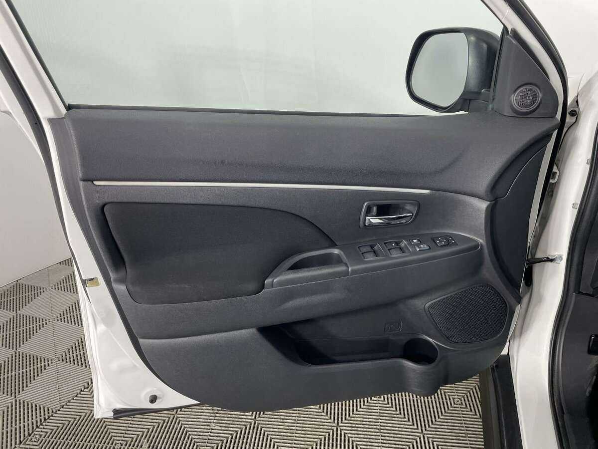 Mitsubishi ASX, 2012 - 102 696 км. | Фото №8