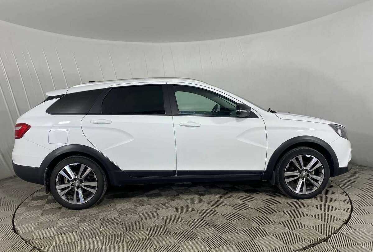 Lada (ВАЗ) Vesta SW, 2021 - 33 858 км. | Фото №4