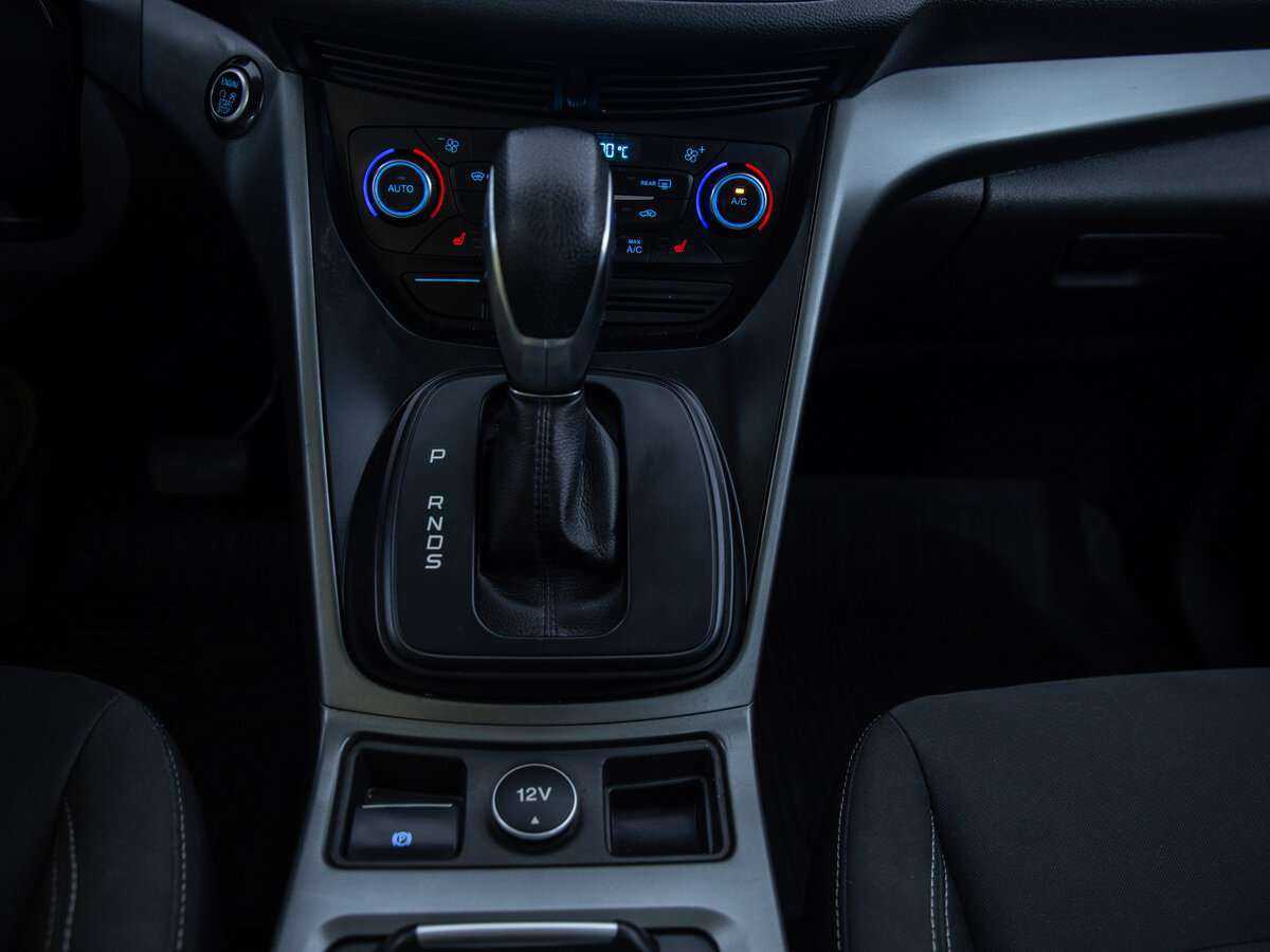 Ford Kuga, 2017 Фото №12