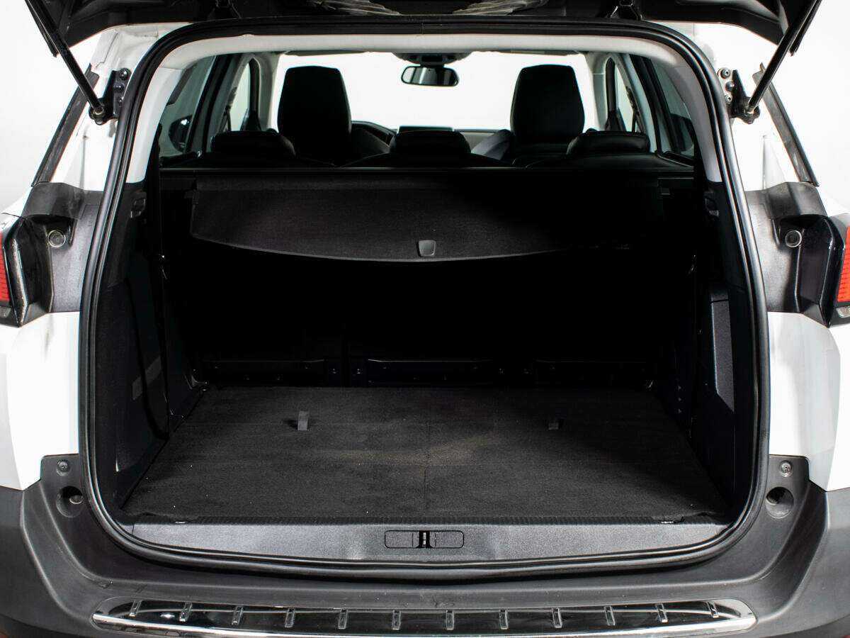 Peugeot 5008, 2018 Фото №12