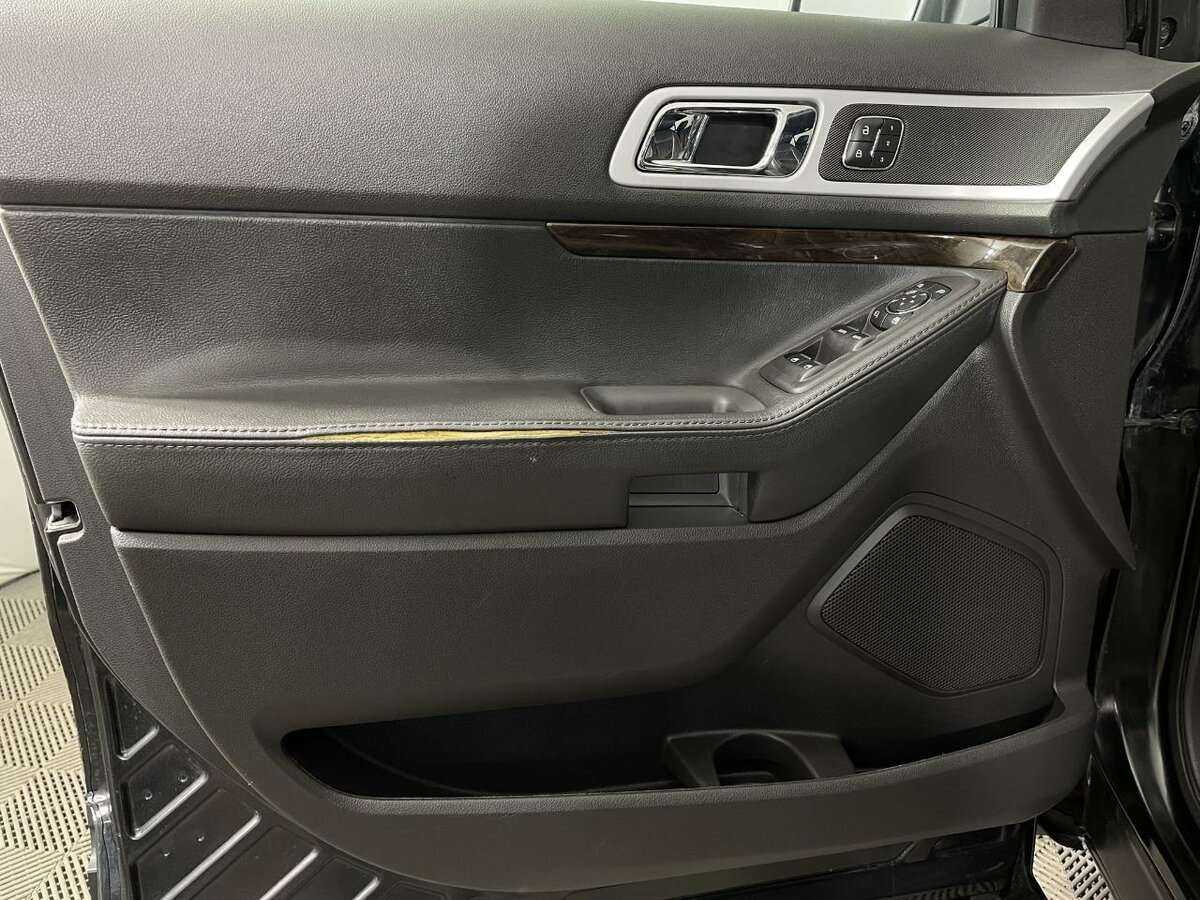 Ford Explorer, 2013 - 192 287 км. | Фото №8