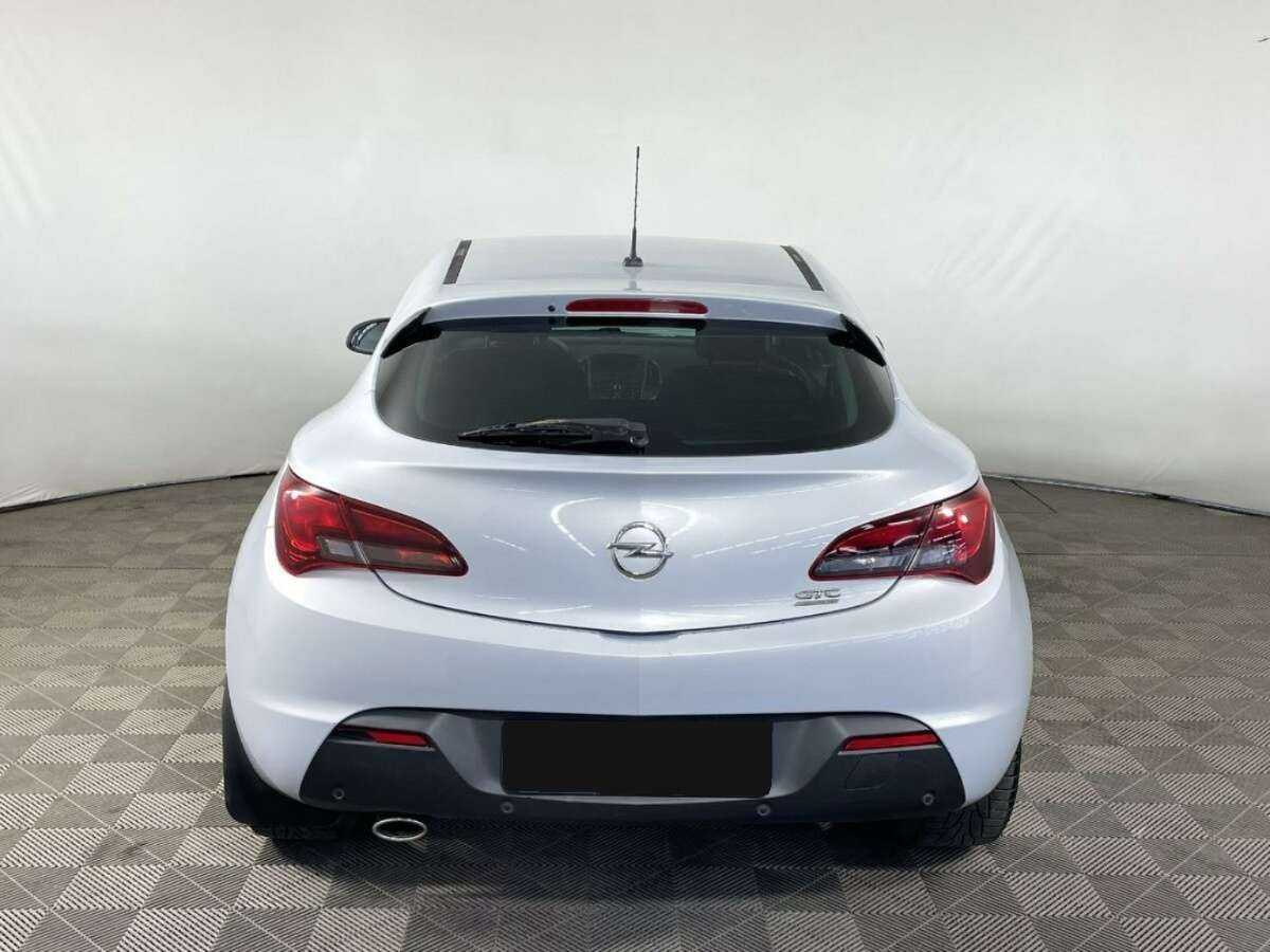 Opel Astra GTC, 2013 - 138 930 км. | Фото №3