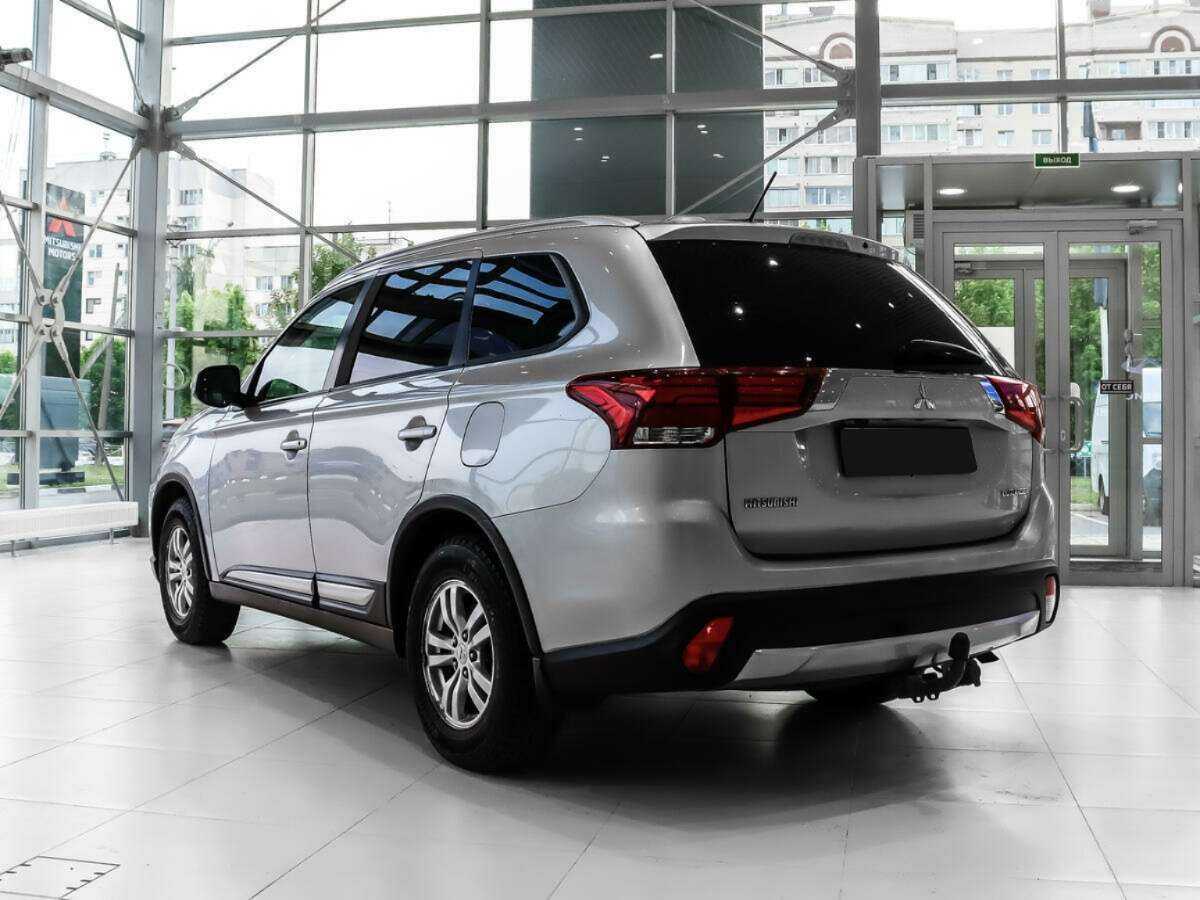 Mitsubishi Outlander, 2016 - 129 264 км. | Фото №7