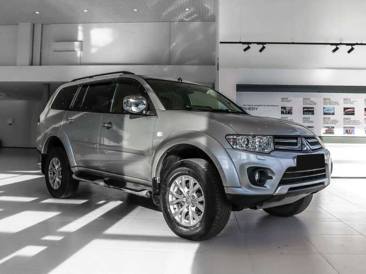Mitsubishi Pajero Sport, 2015 - 49 559 км. | Фото №2