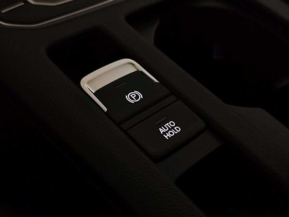 Volkswagen Passat Alltrack, 2019 Фото №21