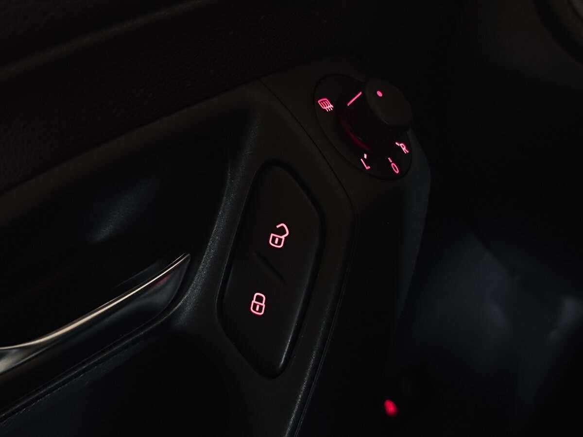 Volkswagen Polo, 2018 Фото №18