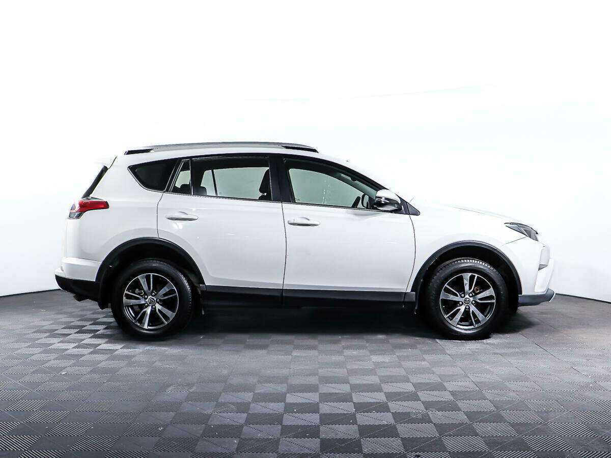 Toyota RAV4, 2018 - 174 869 км. | Фото №4