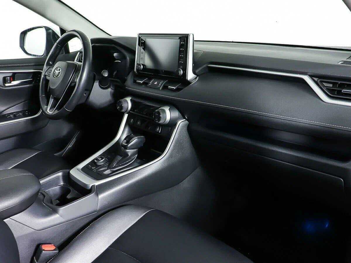 Toyota RAV4, 2021 Фото №9