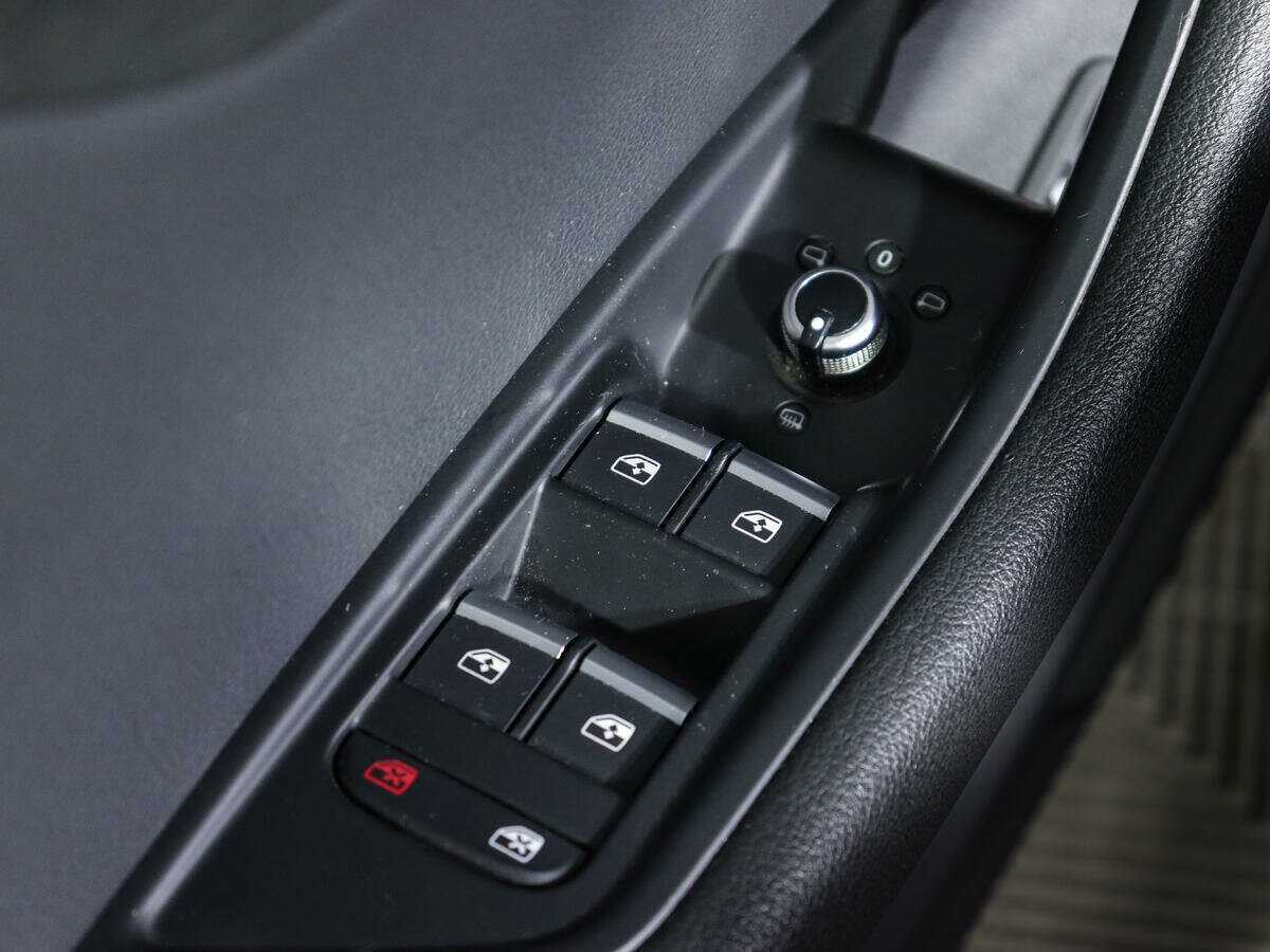 Audi A4, 2017 Фото №14