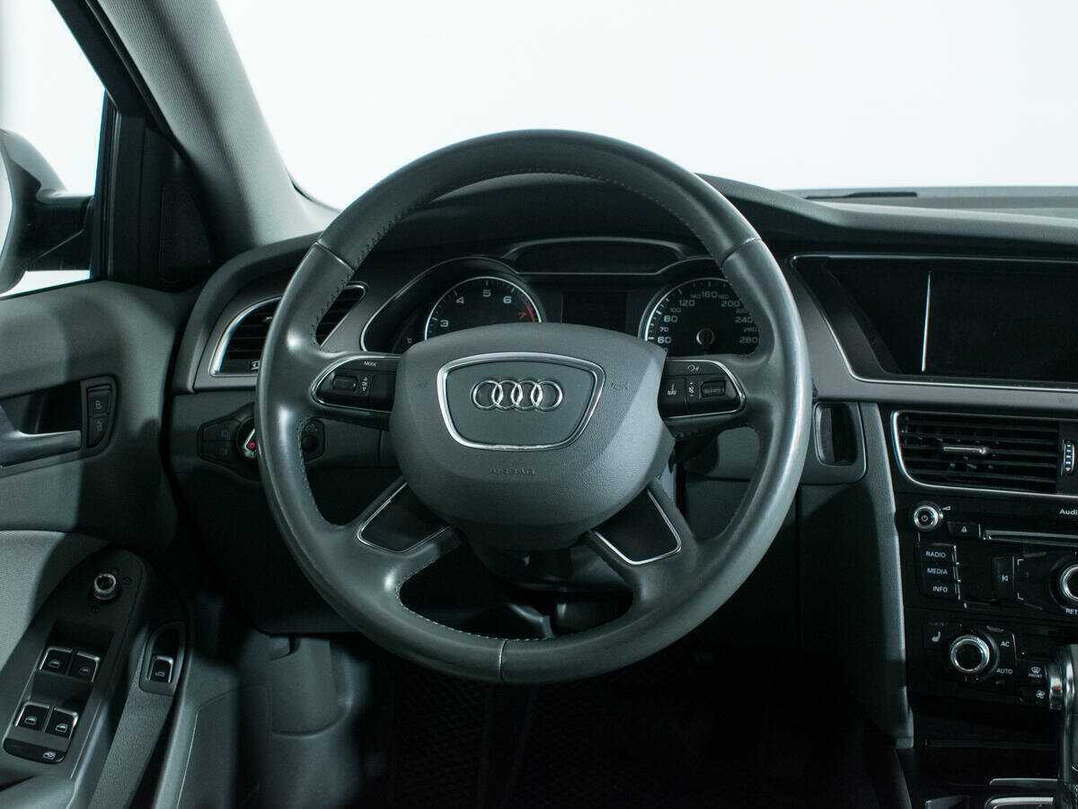 Audi A4, 2012 Фото №14