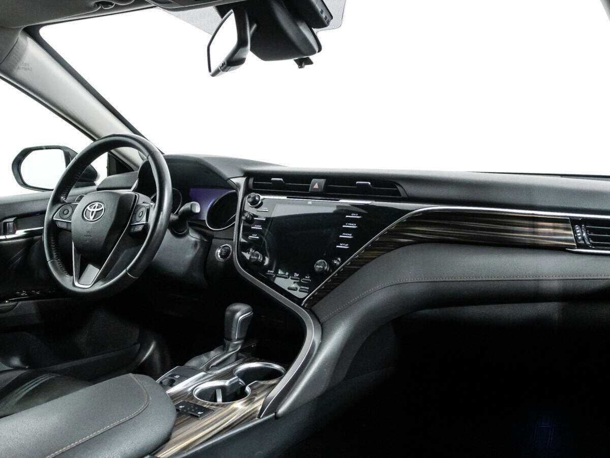 Toyota Camry, 2018 Фото №9