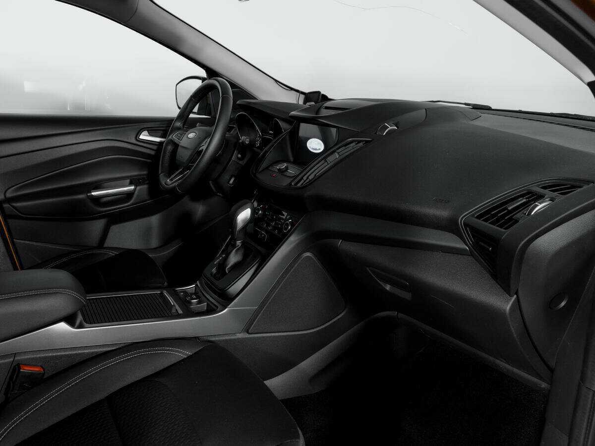 Ford Kuga, 2019 Фото №9