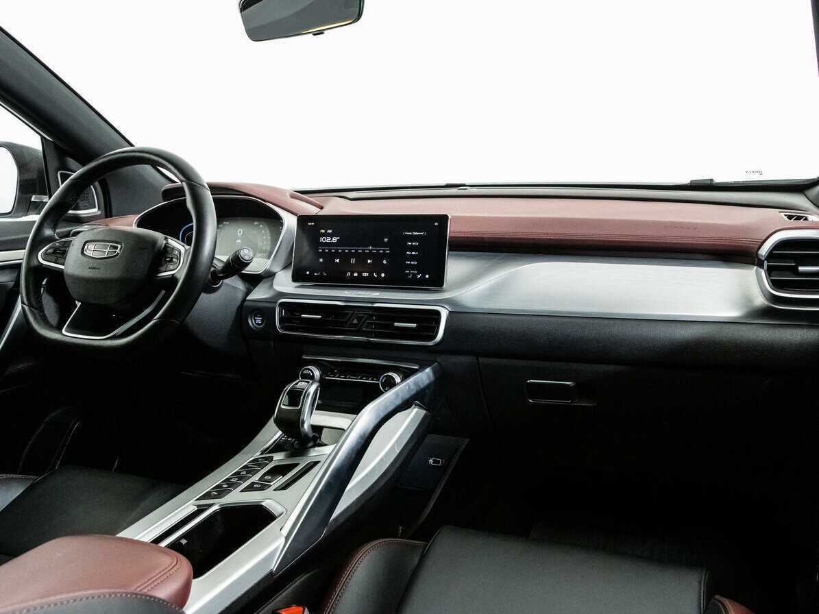 Geely Coolray, 2022 Фото №7