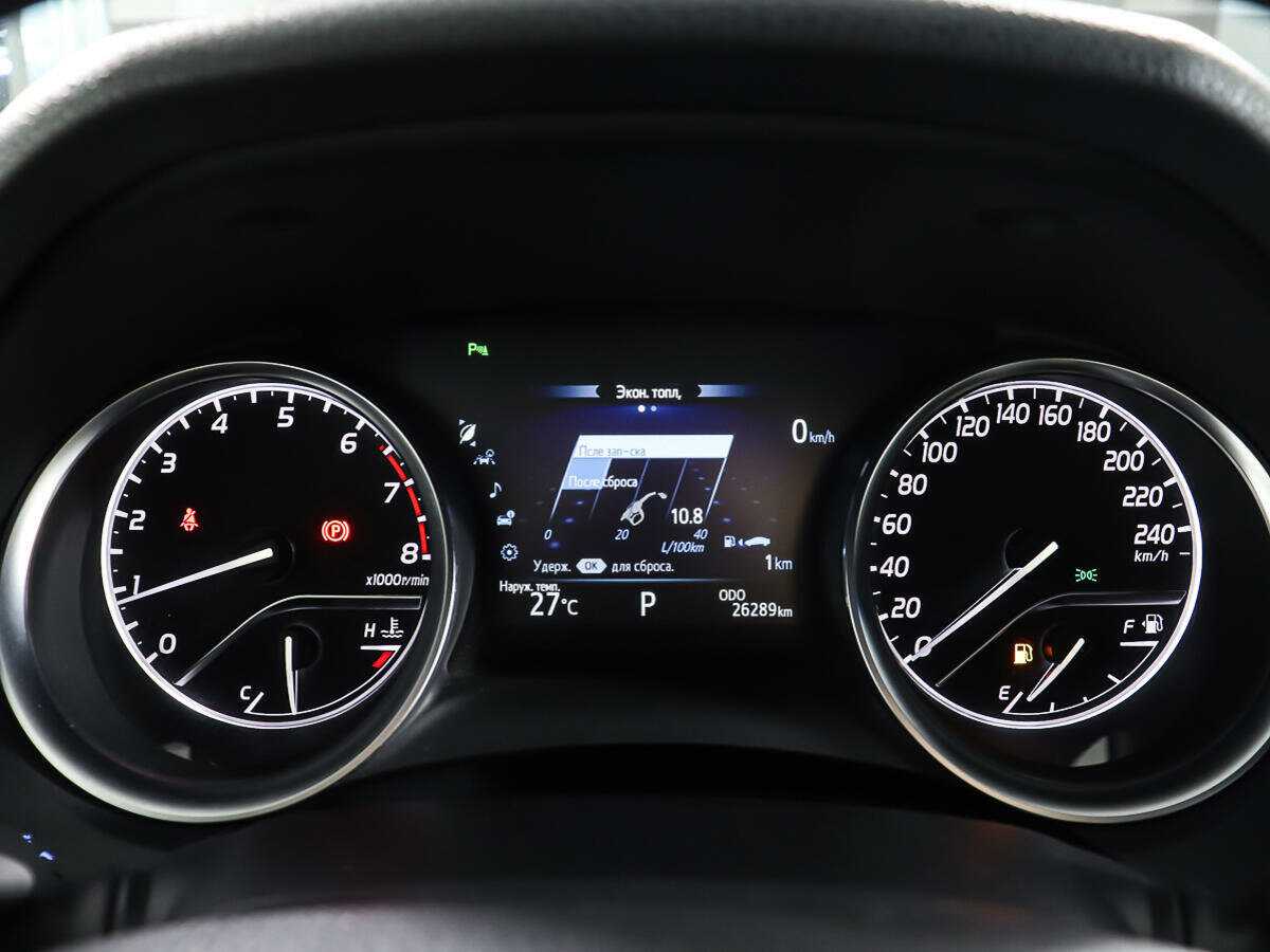 Toyota Camry, 2019 Фото №14