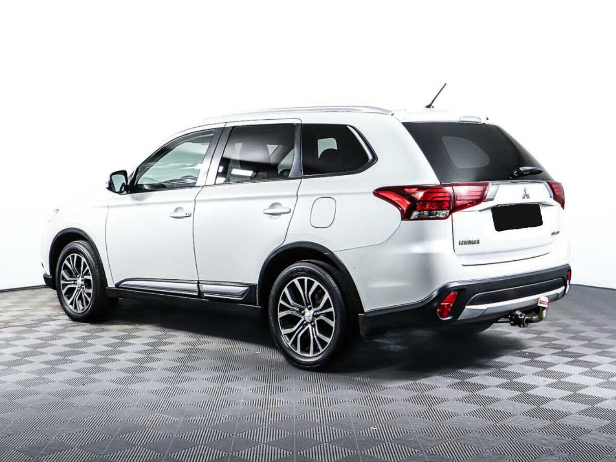 Mitsubishi Outlander, 2015 - 102 274 км. | Фото №7