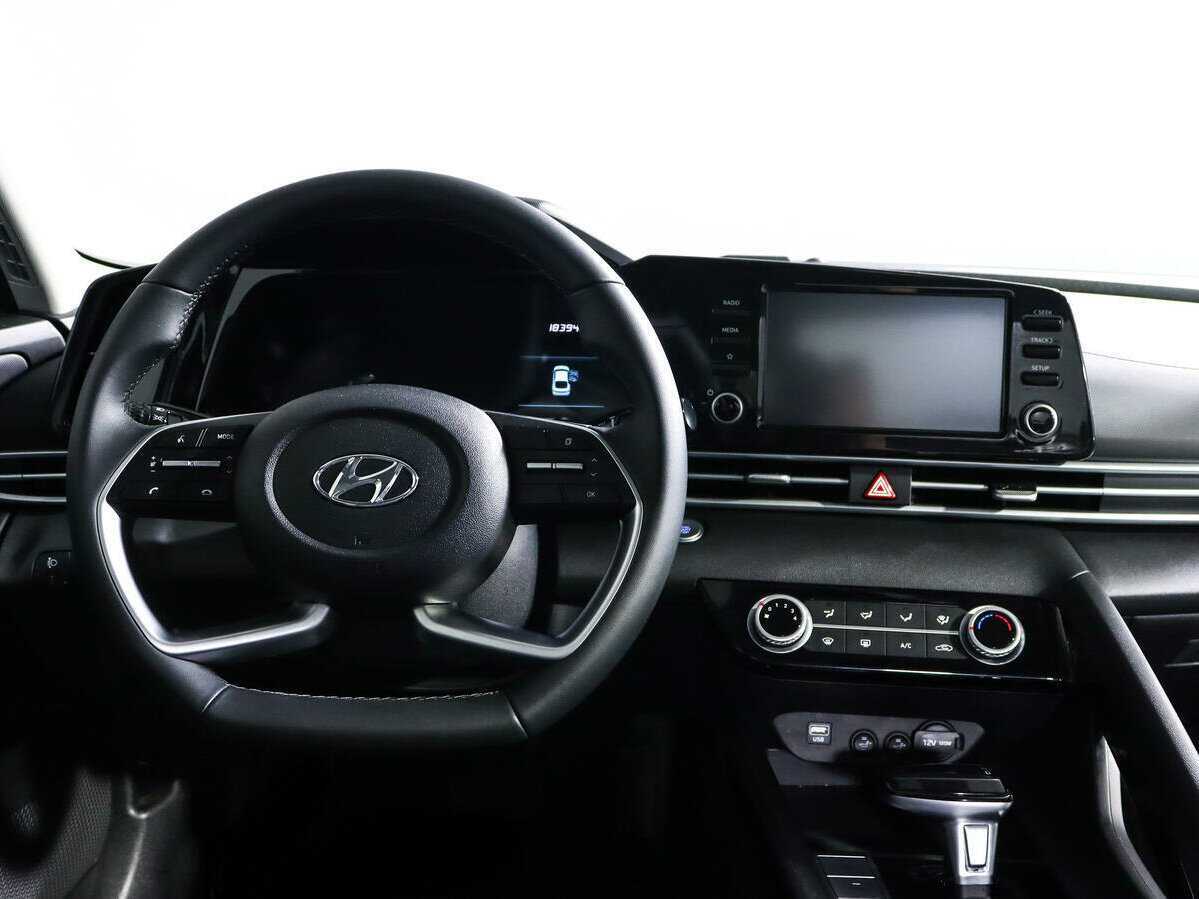 Hyundai Elantra, 2022 Фото №10