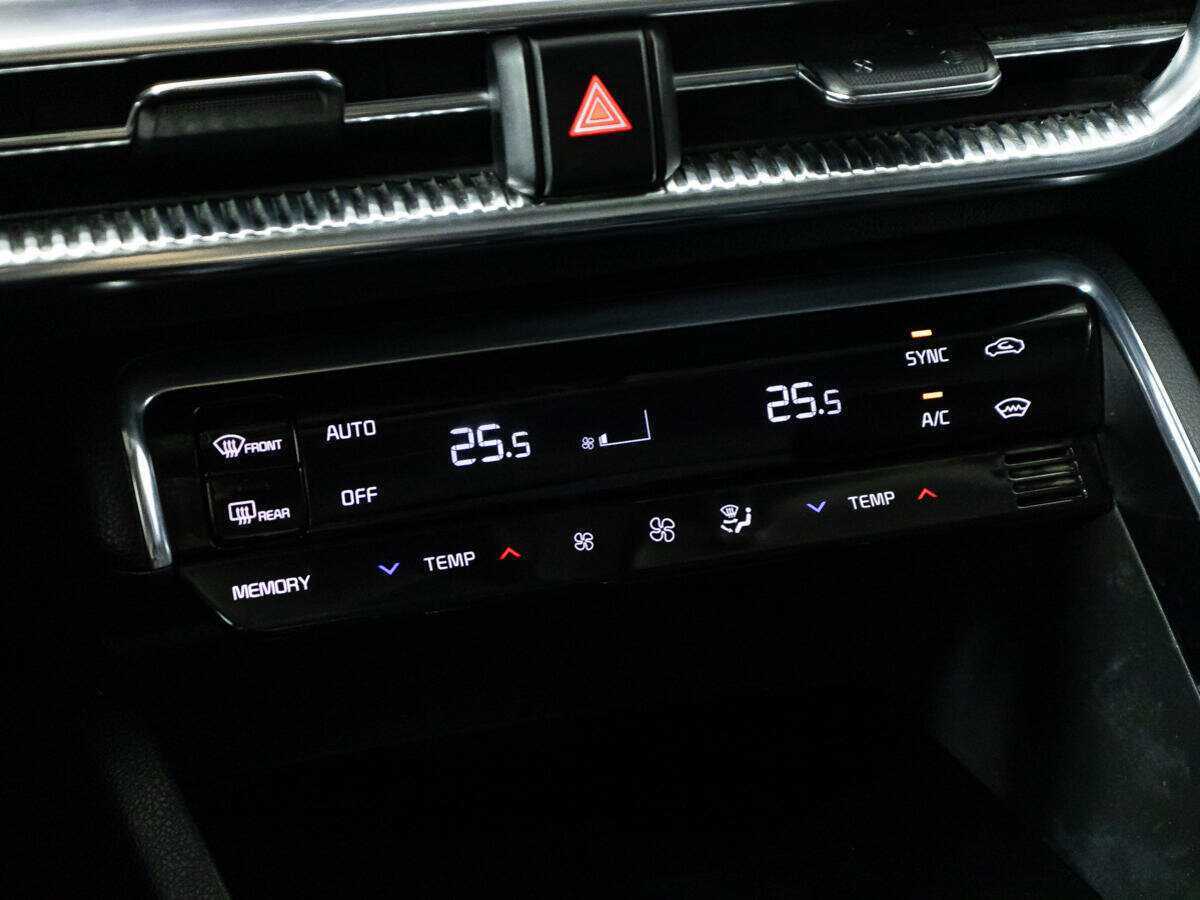 Kia K5, 2021 Фото №15