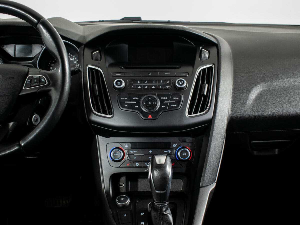 Ford Focus, 2018 Фото №11